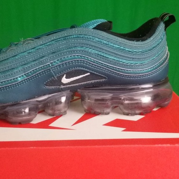 womens vapormax 97